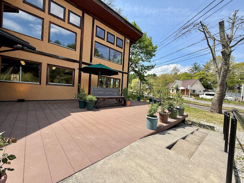Retail in Karuizawa — photograph 2