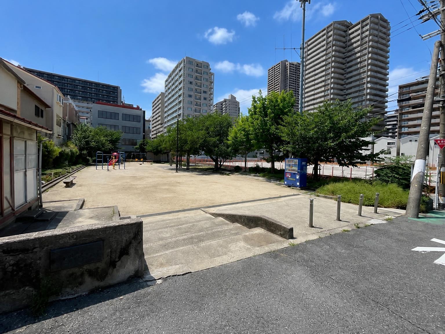 Sakuranomiya River City Water Tower Plaza — photograph 4
