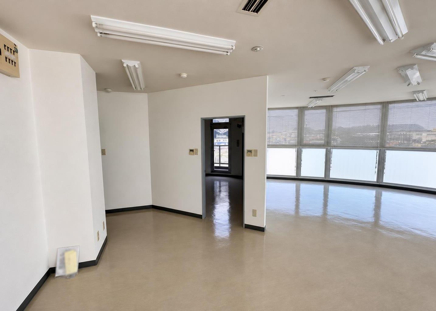 Office in Motoyoshidacho, Mito — photograph 5