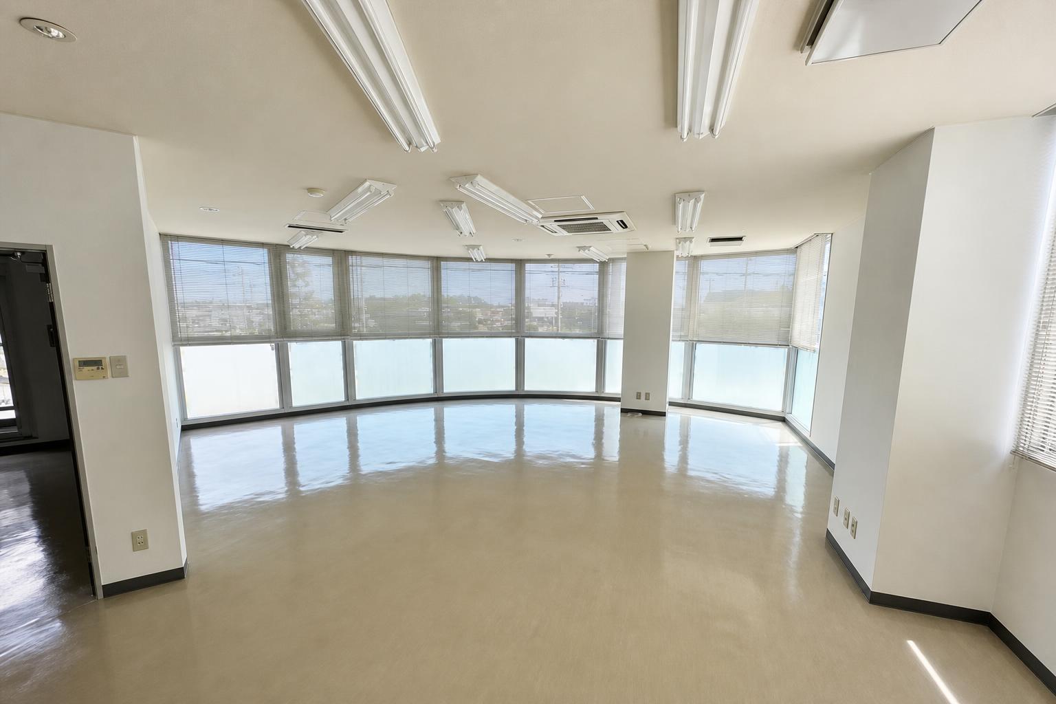 Office in Motoyoshidacho, Mito — photograph 4