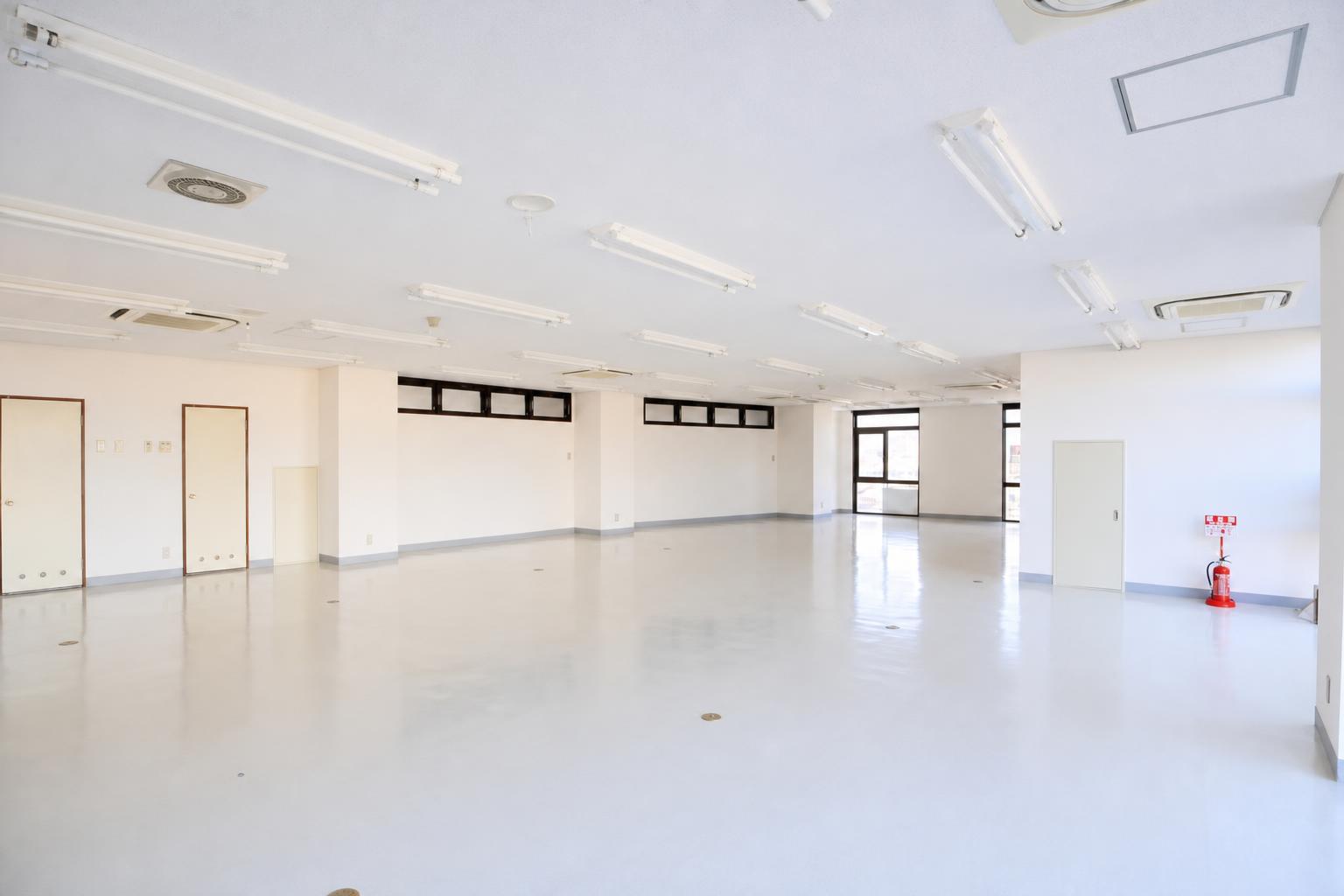 Office in Ohata, Kasukabe — photograph 5
