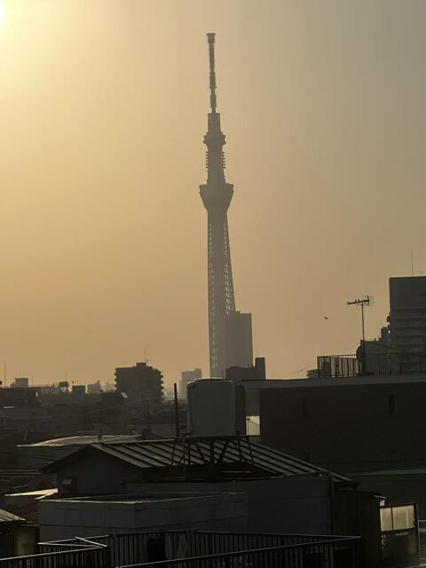 Office in Edogawa-ku, Tokyo — photograph 4