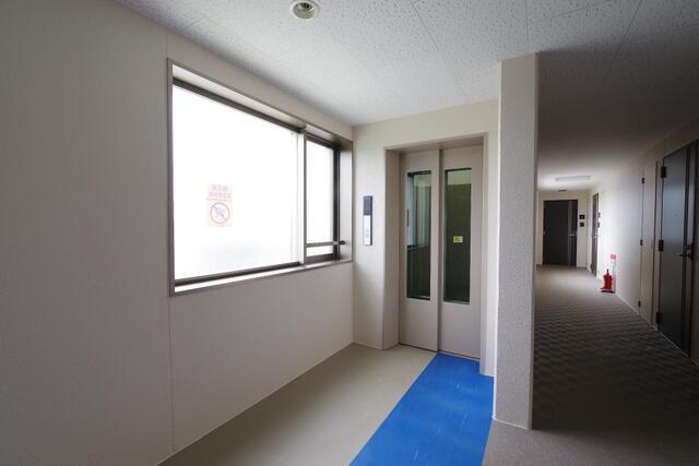 Apartment Building in Hanawa Mukaihata, Kazuno — photograph 5