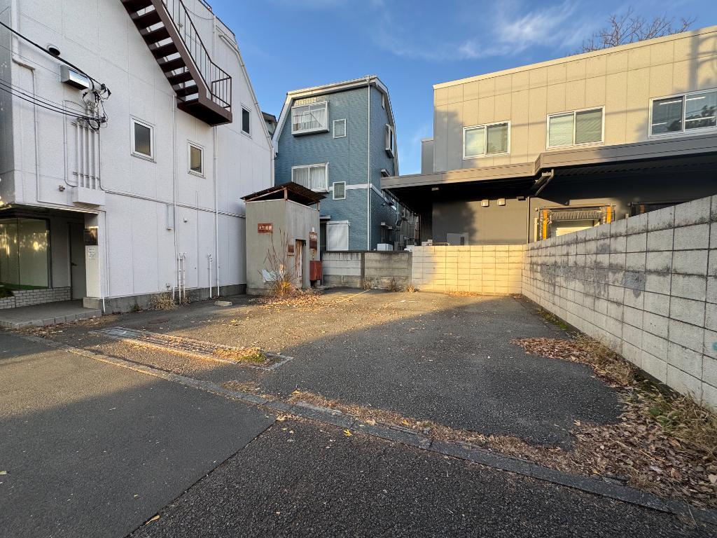 Office in Fujimicho, Chofu — photograph 4