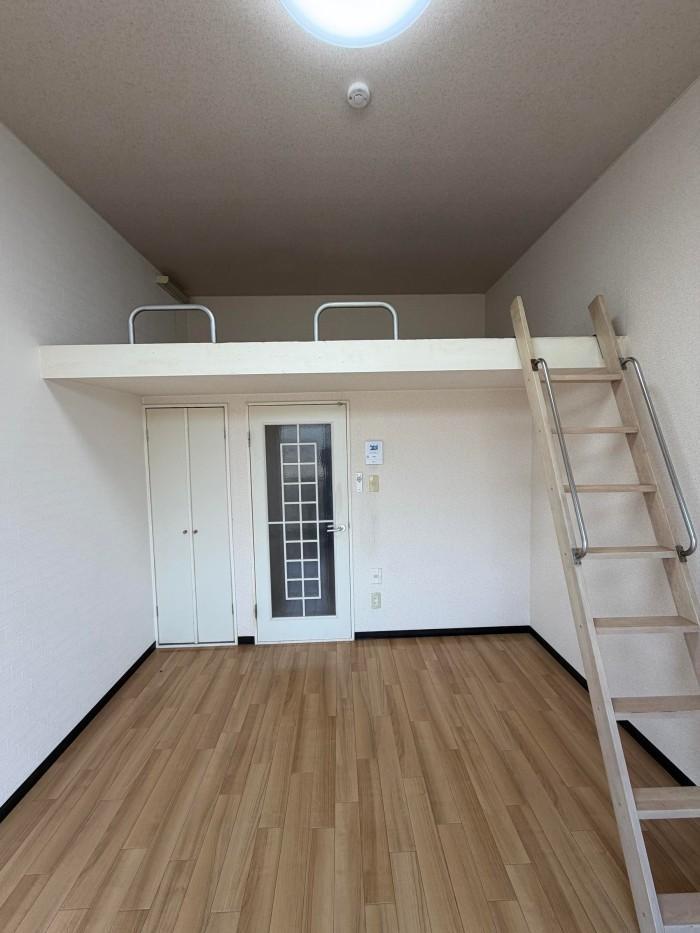 Apartment Building in Kononishi, Saga — photograph 3