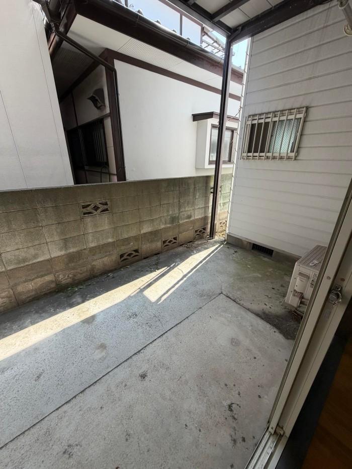Apartment Building in Kononishi, Saga — photograph 2