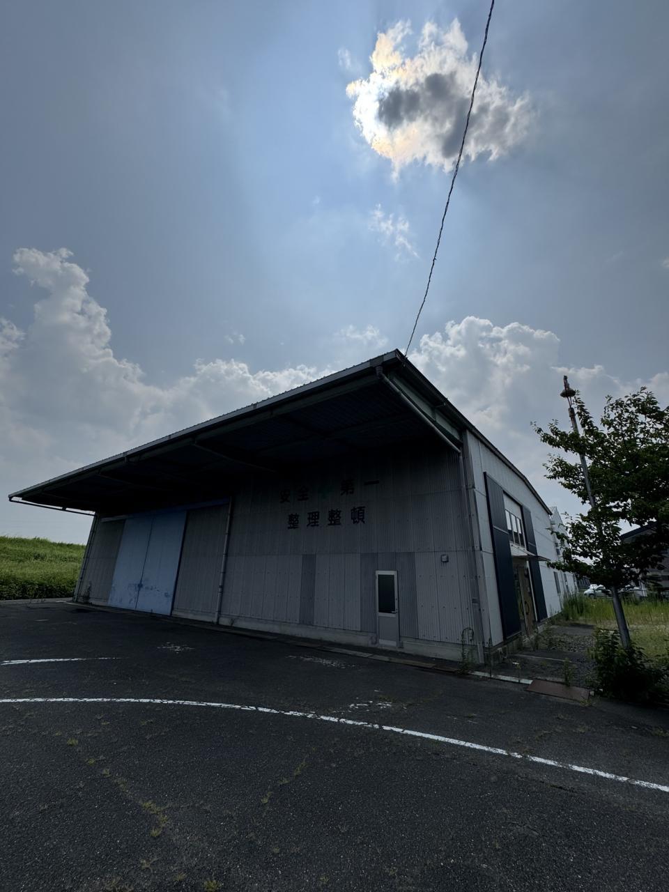 Office in Shiohamacho, Yokkaichi — photograph 2