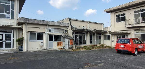 Office in Kawashimacho Kuwamura, Yoshinogawa — photograph 4