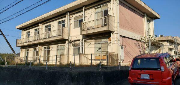 Office in Kawashimacho Kuwamura, Yoshinogawa — photograph 2
