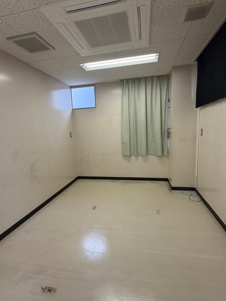 Office in Sahodai-nishimachi, Nara — photograph 5