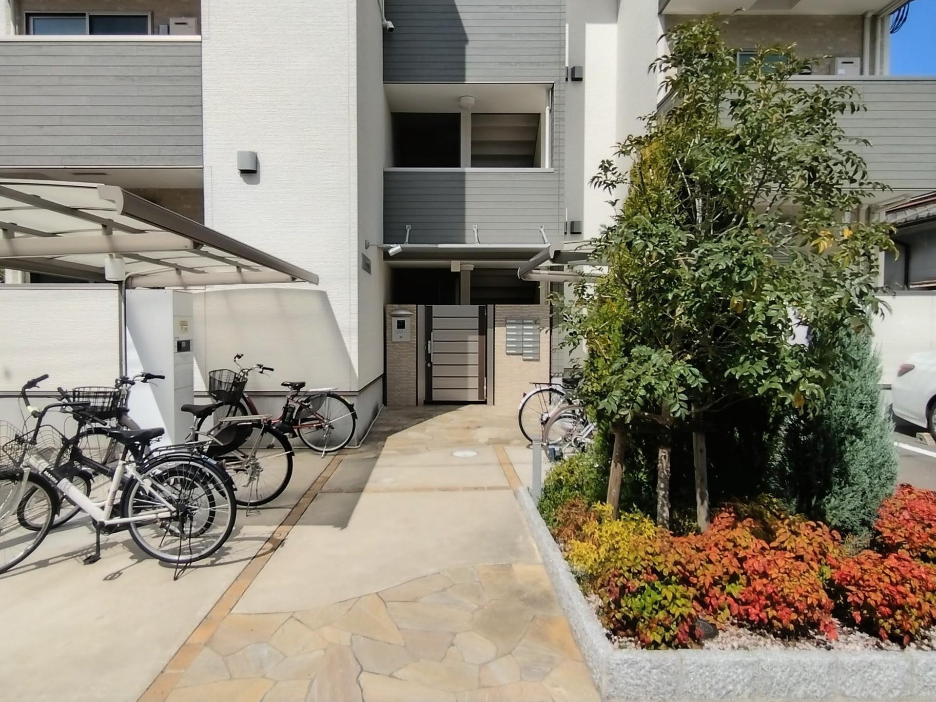Apartment Building in Sakai-ku, Sakai — photograph 2