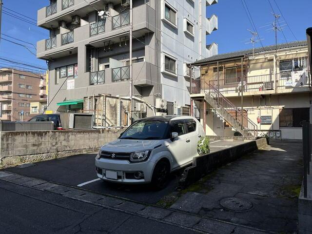 Apartment Building in Take, Kagoshima — photograph 4