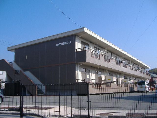 Apartment Building in Era, Yamaguchi — photograph 2