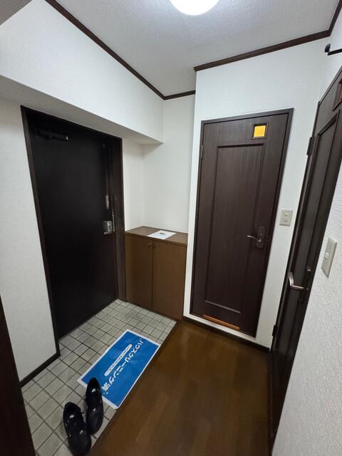 Apartment Building in Higashi-ku, Kumamoto — photograph 4