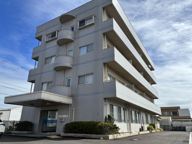Office in Tayoshi, Miyazaki — photograph 2