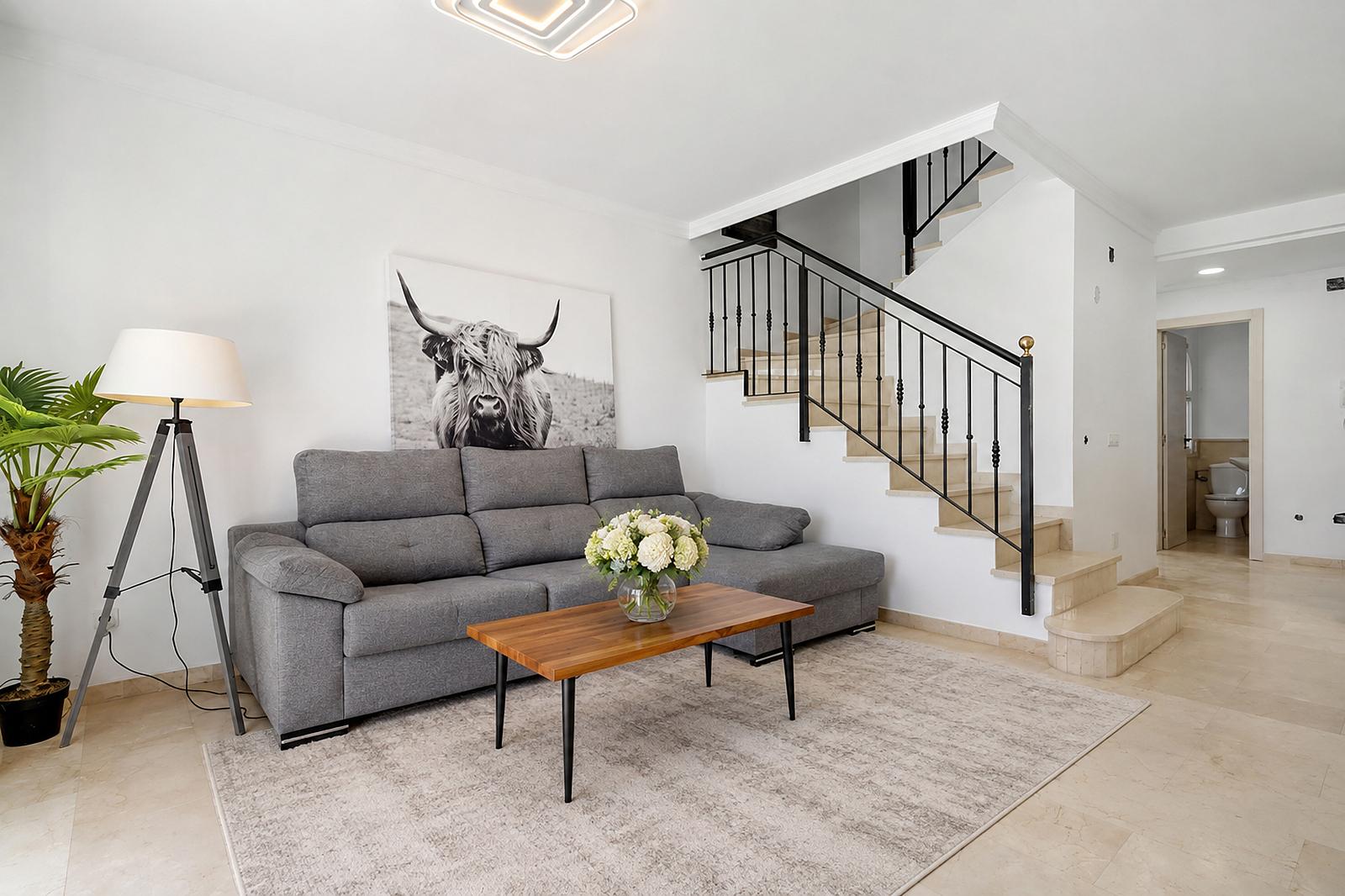 Coastal Four-Bedroom House near the Beach — photograph 4