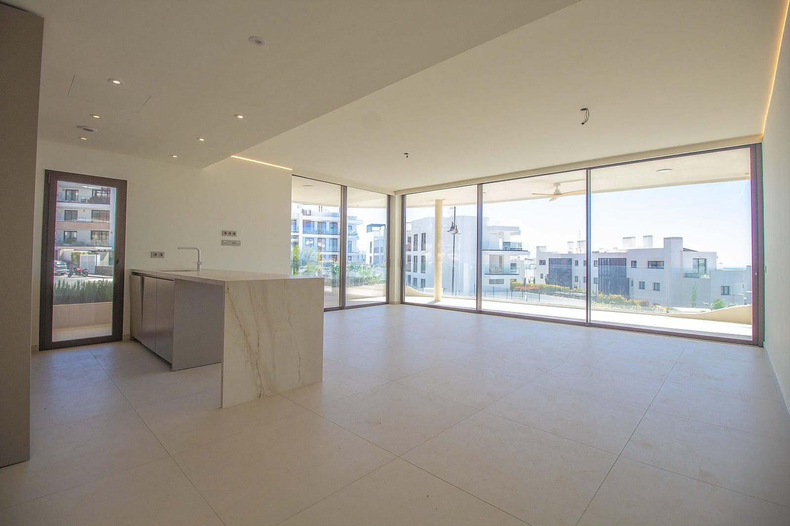 Corner Apartment on the Costa del Sol — photograph 4