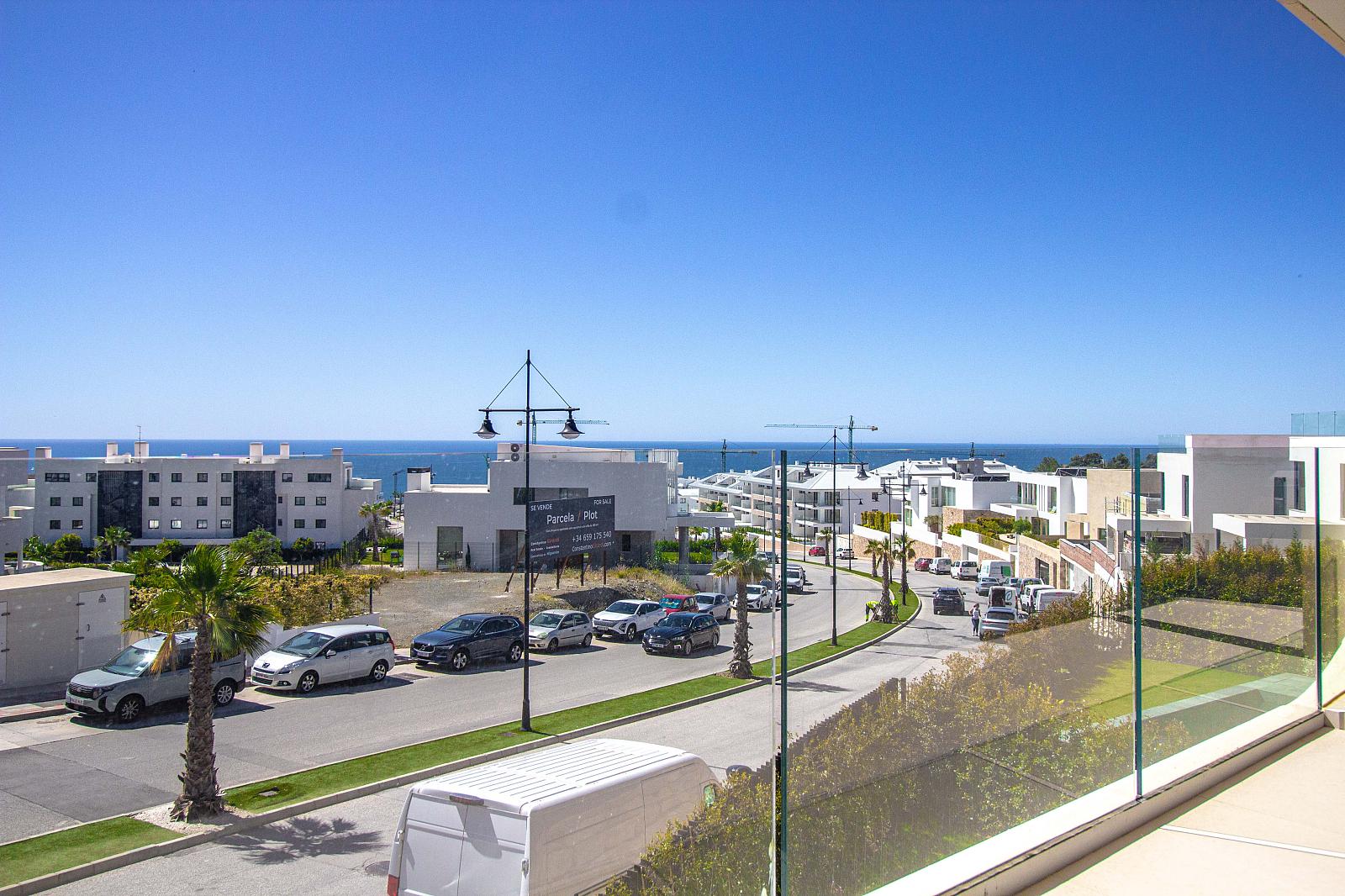 Corner Apartment on the Costa del Sol — photograph 2