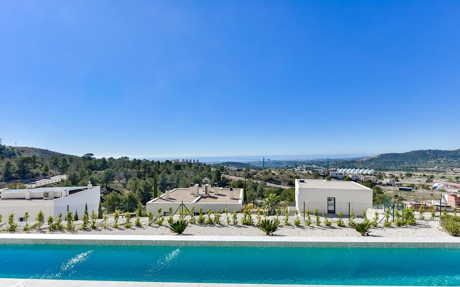 8-Bedroom Luxury Villa in Finestrat — photograph 3