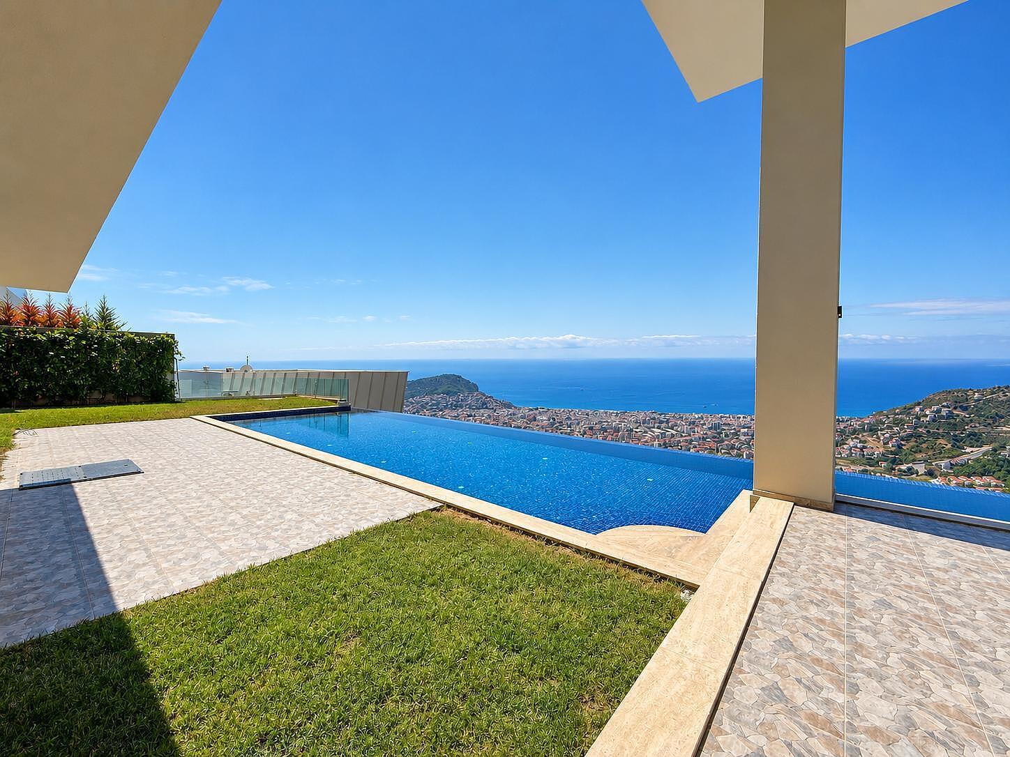 Furnished Sea-View Villa in Antalya — photograph 2