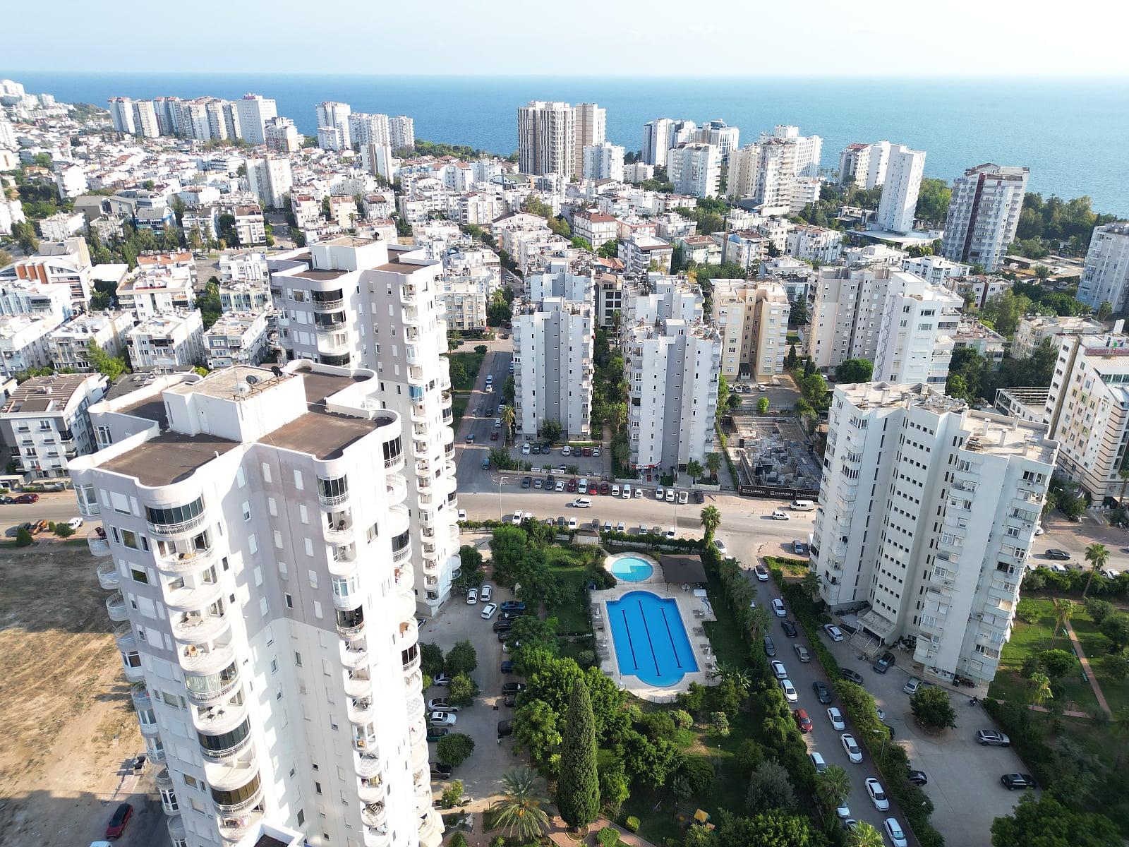 Sea-View Apartment in Antalya — photograph 2