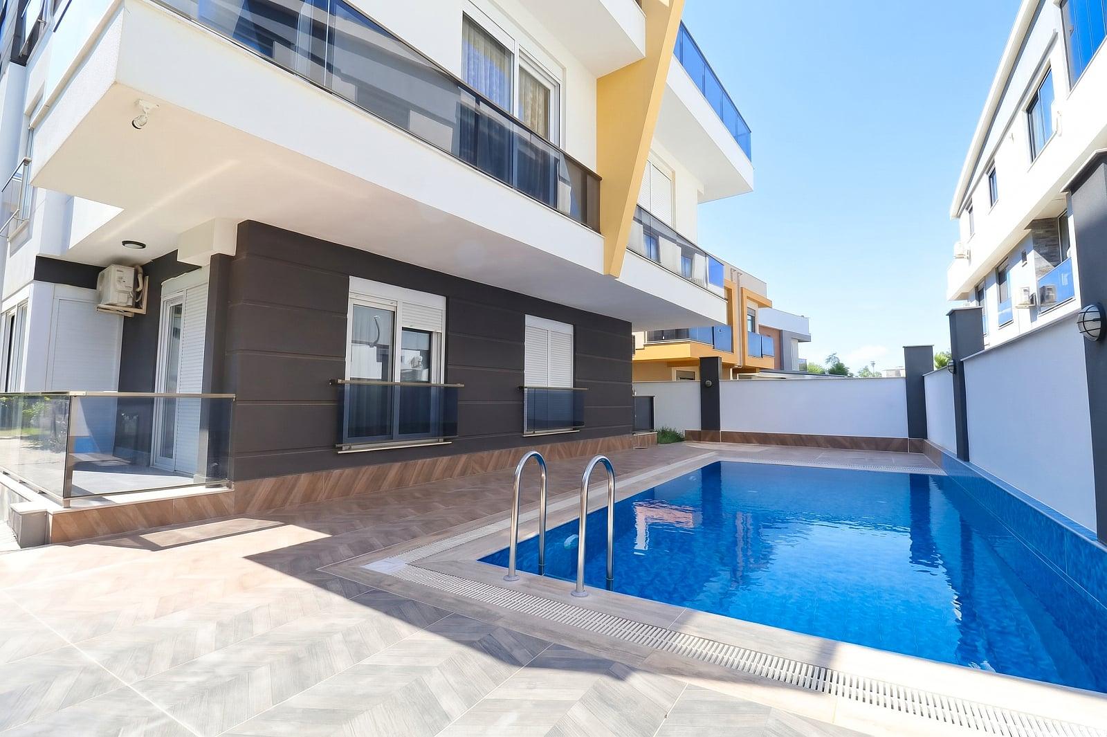 Three-Bedroom Duplex with Pool in Antalya — photograph 3