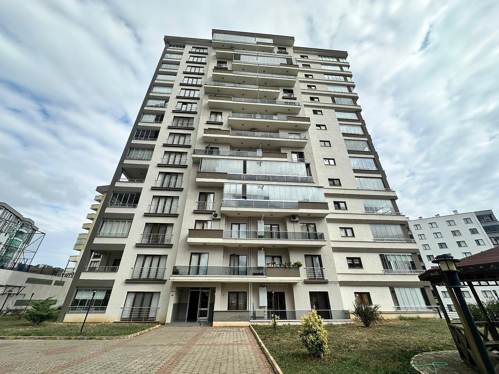 Spacious Sea-View Duplex in Trabzon — photograph 3