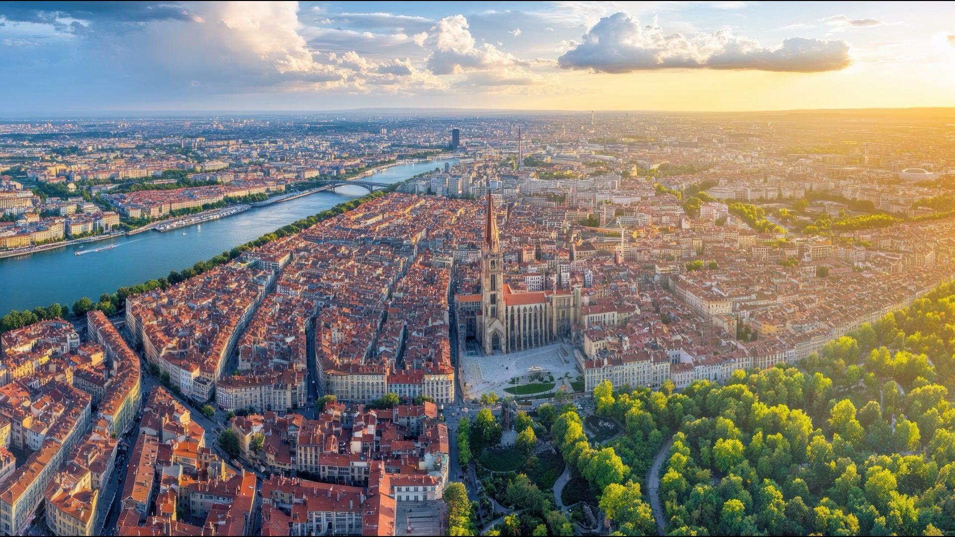 Lyon City Guide