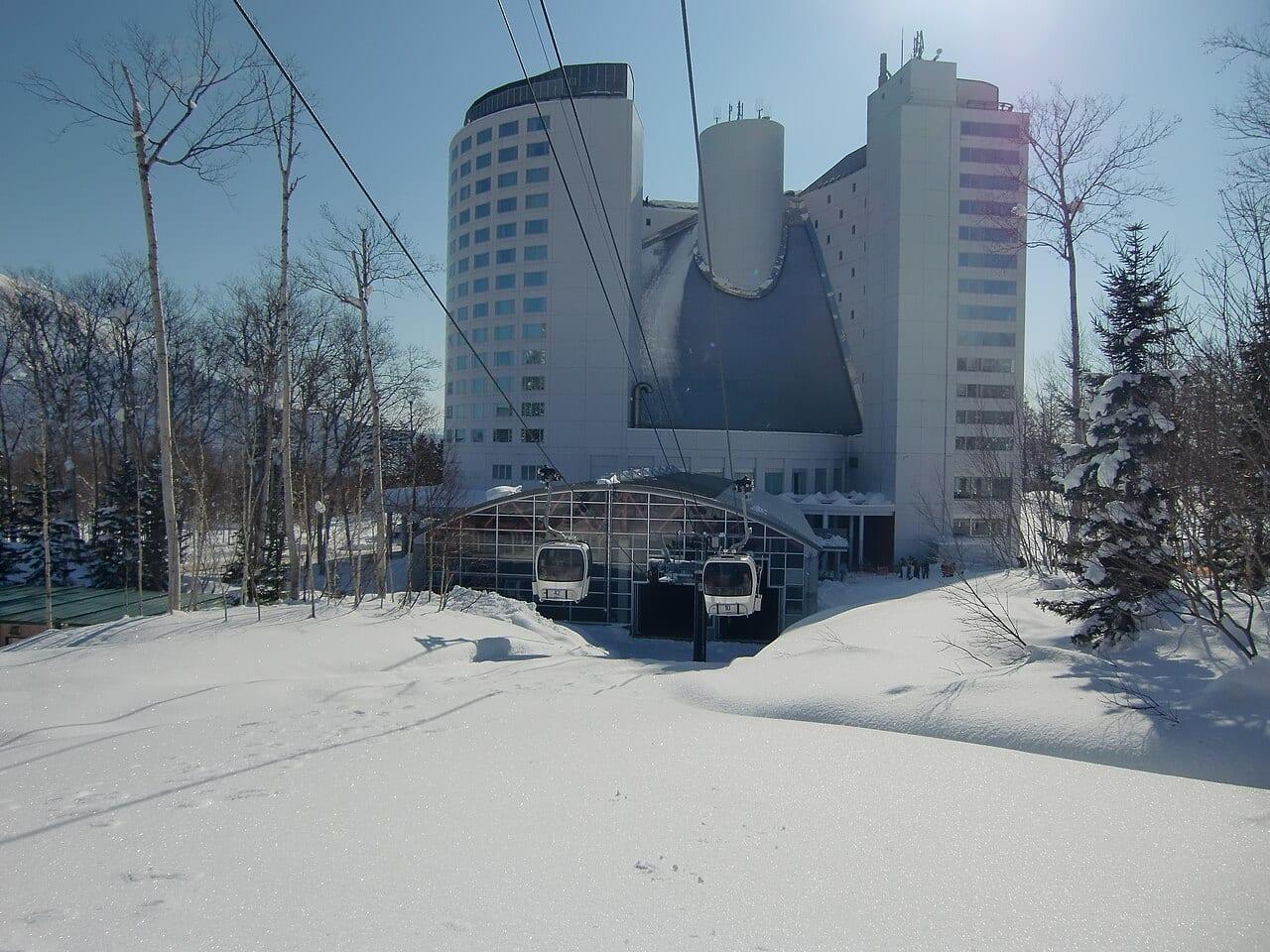 Niseko City Guide