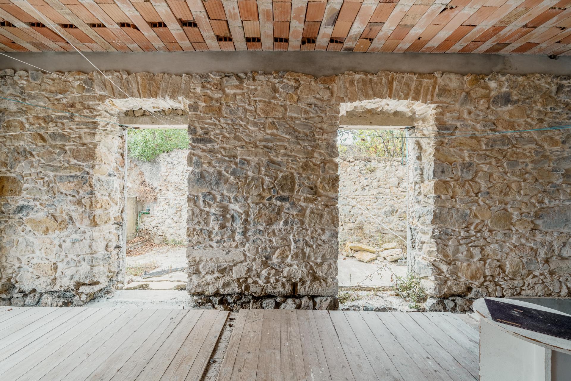 Building in Sintra (82672) — photograph 4