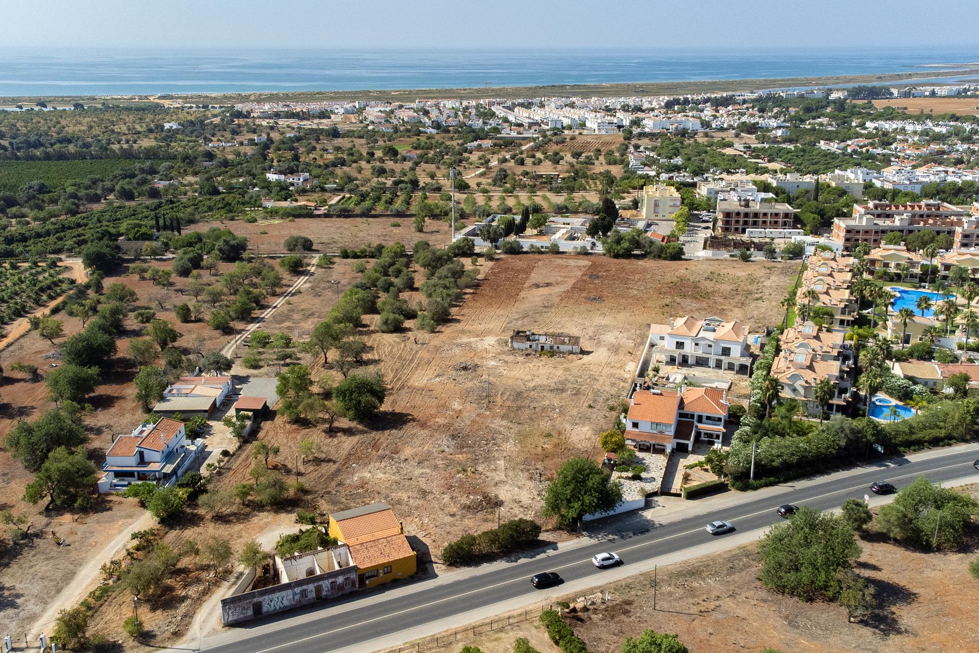 Land in Tavira (70489) — photograph 4