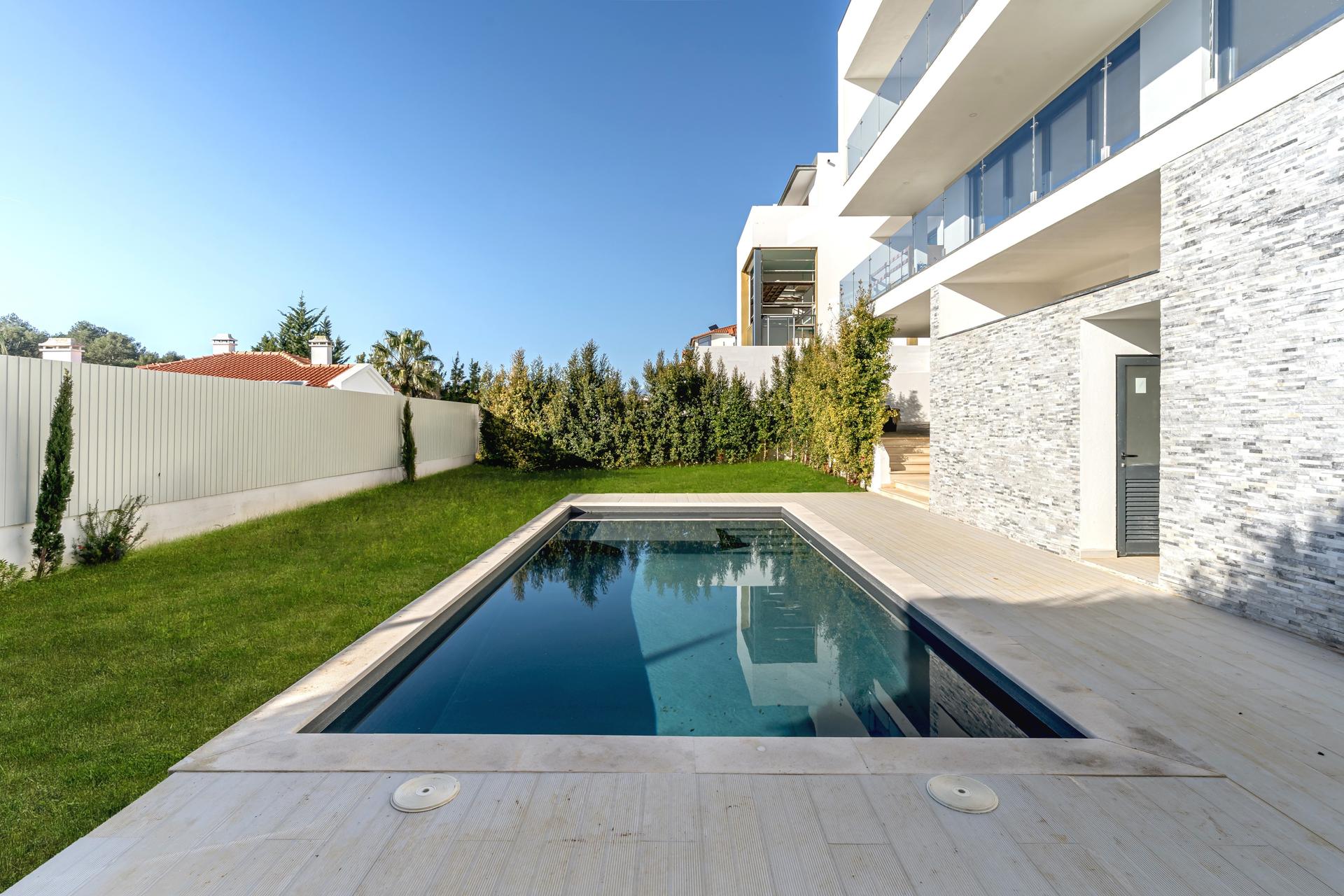 House in Cascais (95912) — photograph 3