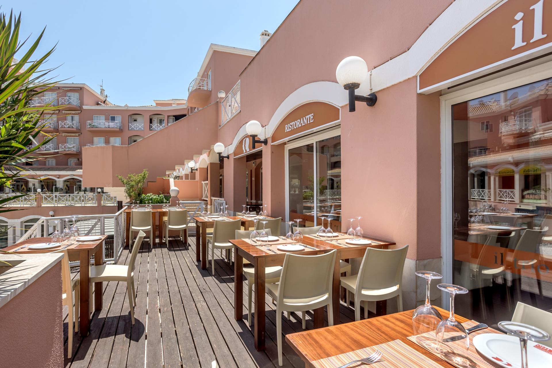 Bar / Restaurant in Loulé — photograph 3