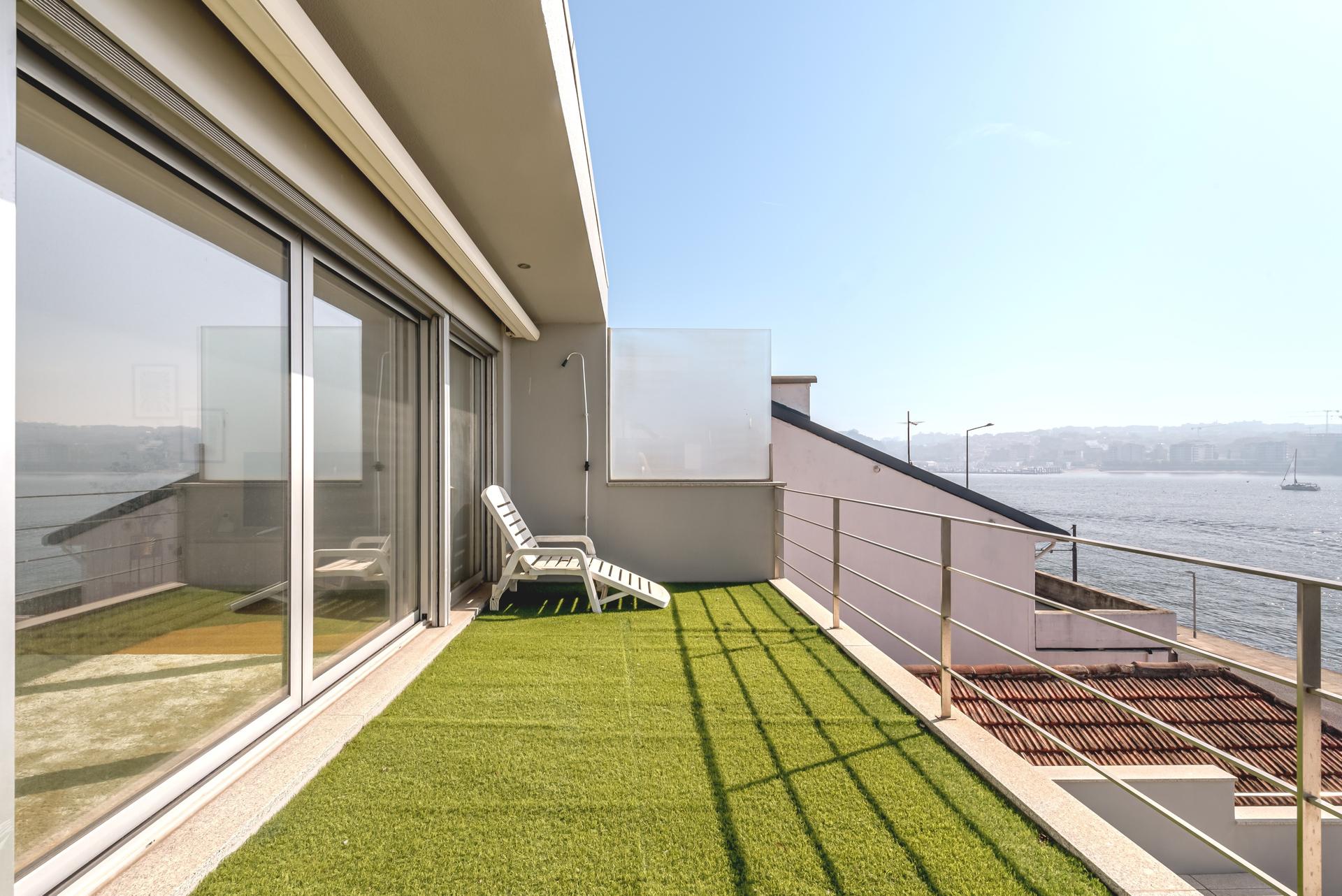 House in Porto (93000) — photograph 5