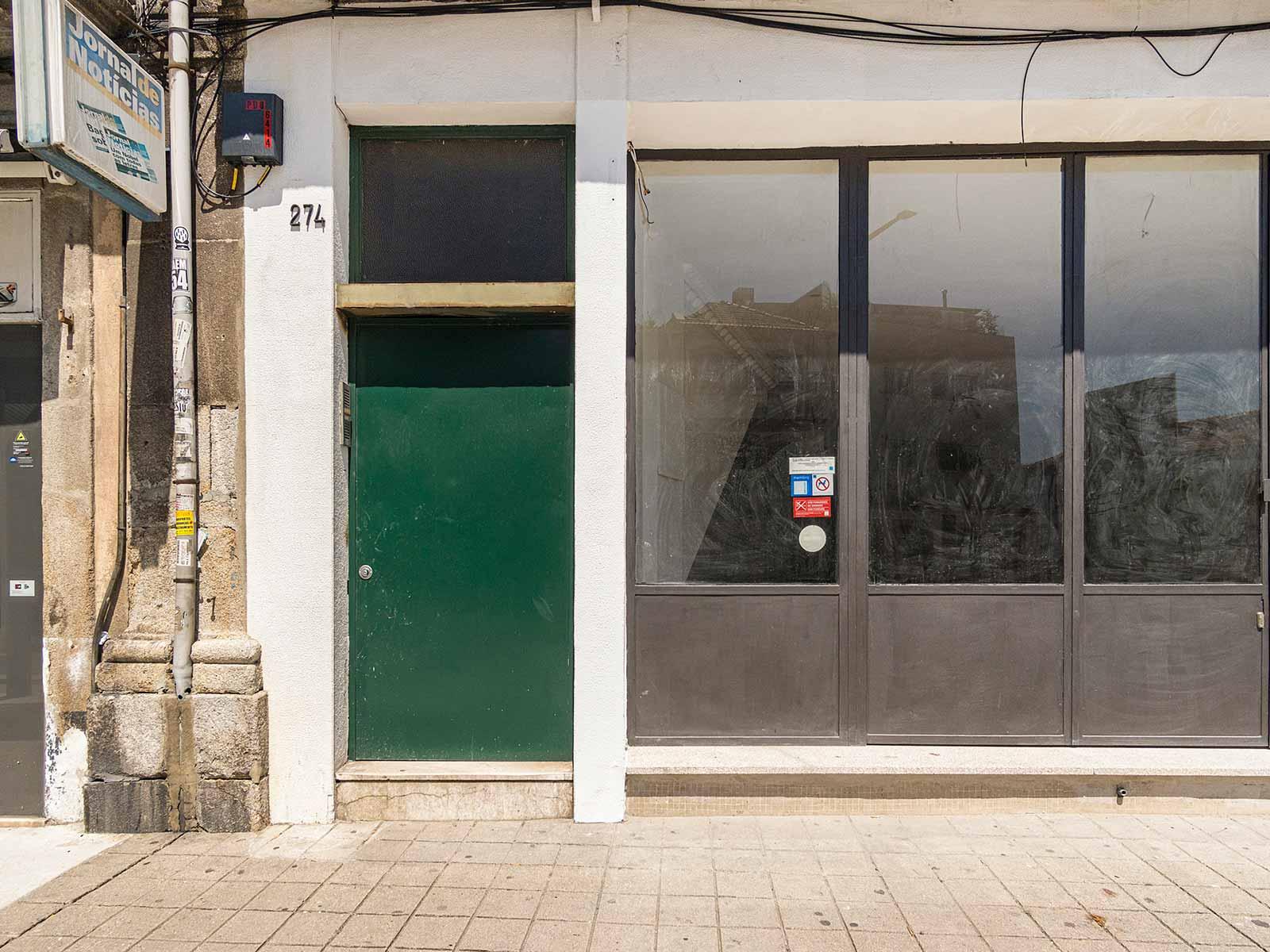 Building in Porto (73062) — photograph 5