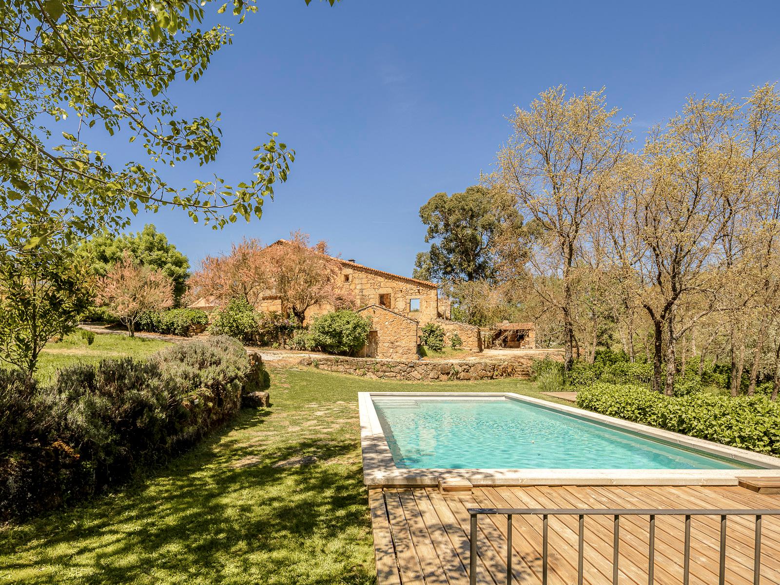 Farm in Covilhã — photograph 2