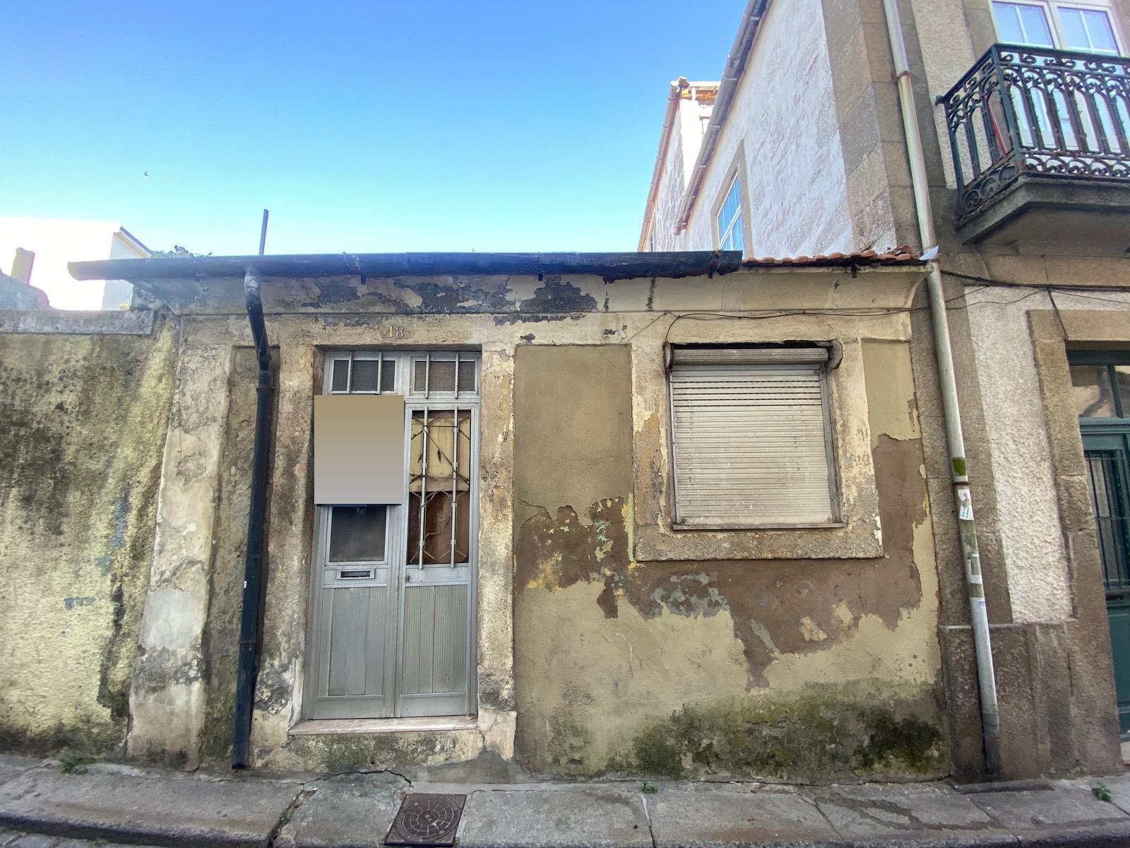 Building in Porto (90086) — photograph 1