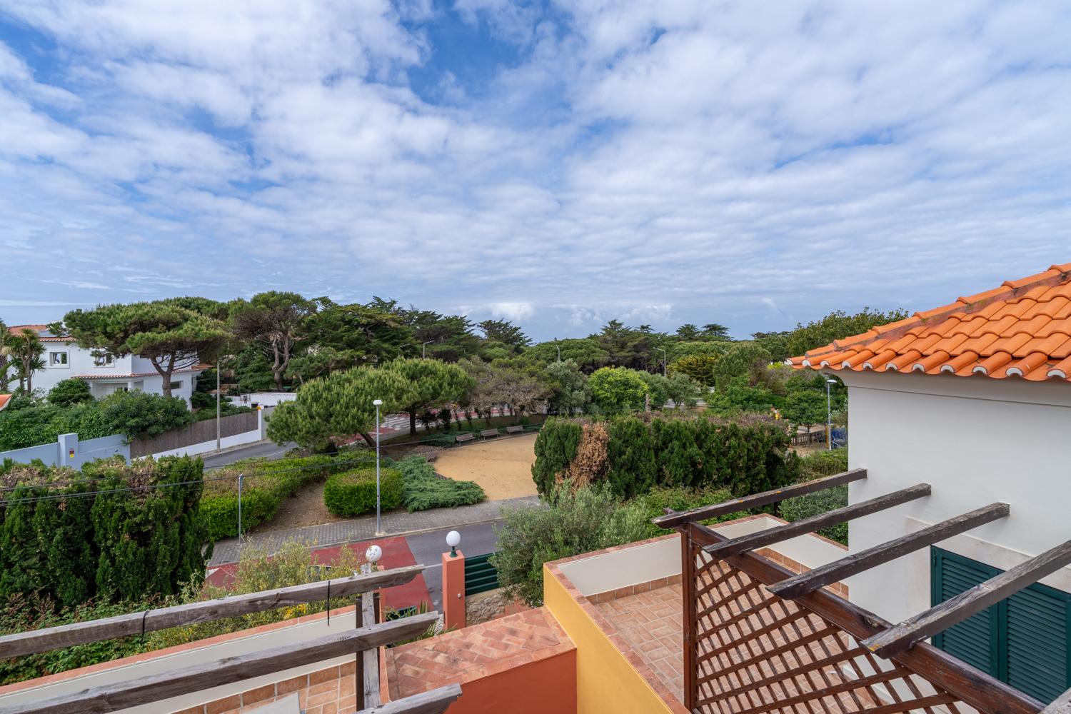 House in Cascais (97537) — photograph 3