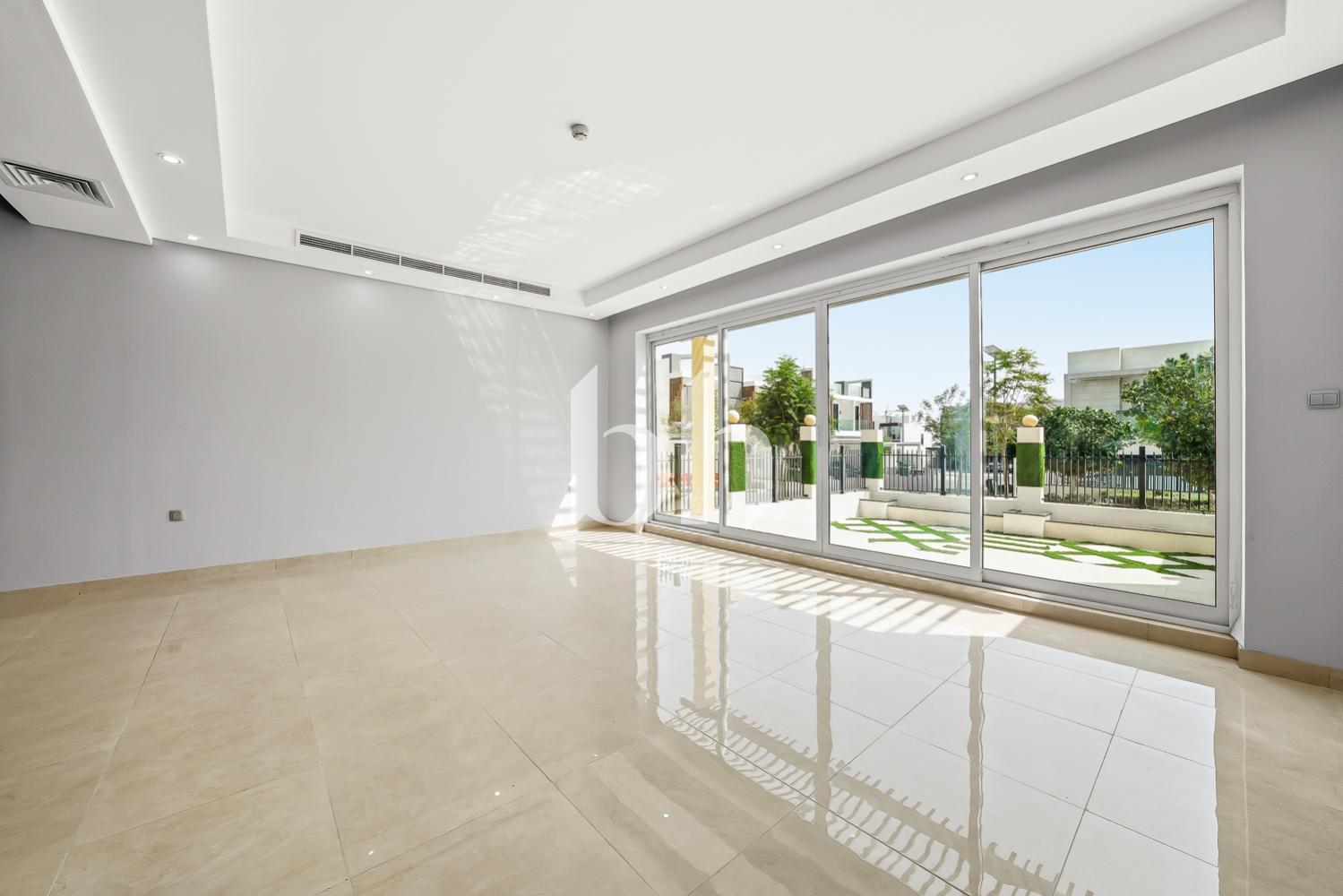 Al Furjan West — photograph 1