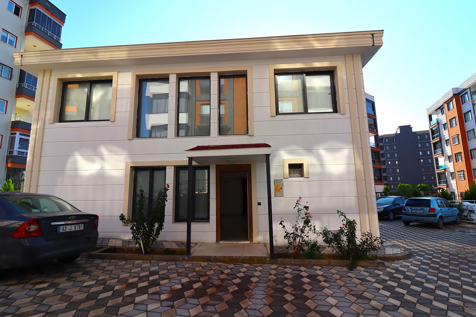 Apartments in Davultepe, Mezitli (COV-00236) — photograph 2