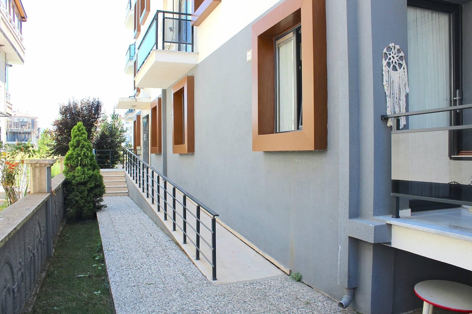 Apartments in Sahil, Çiftlikköy (YVX-00040) — photograph 2