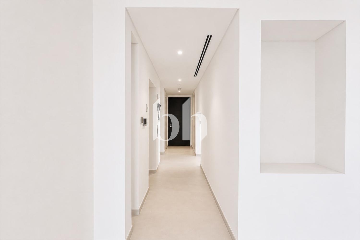 Jebel Ali Village Villas — photograph 2