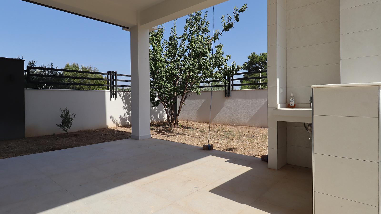 Apartments in Yeşilbayır, Döşemealtı (AYT-03975) — photograph 5