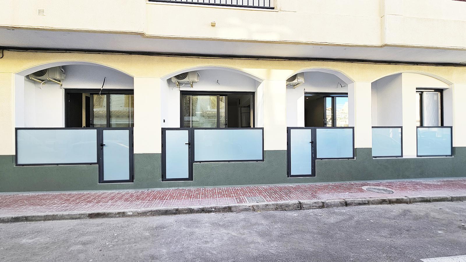 Apartments in Torrevieja Centro, Torrevieja (ALC-01247) — photograph 2