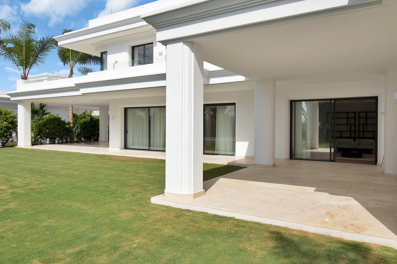 Apartments in Golden Mile, Marbella (AGP-00460) — photograph 5