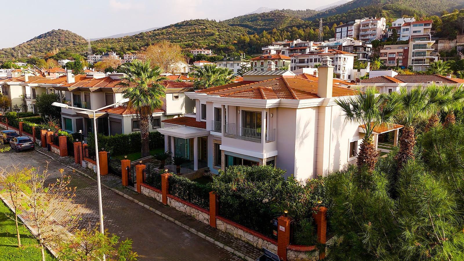 Apartments in Limanreis, Narlıdere (ADB-00241) — photograph 2