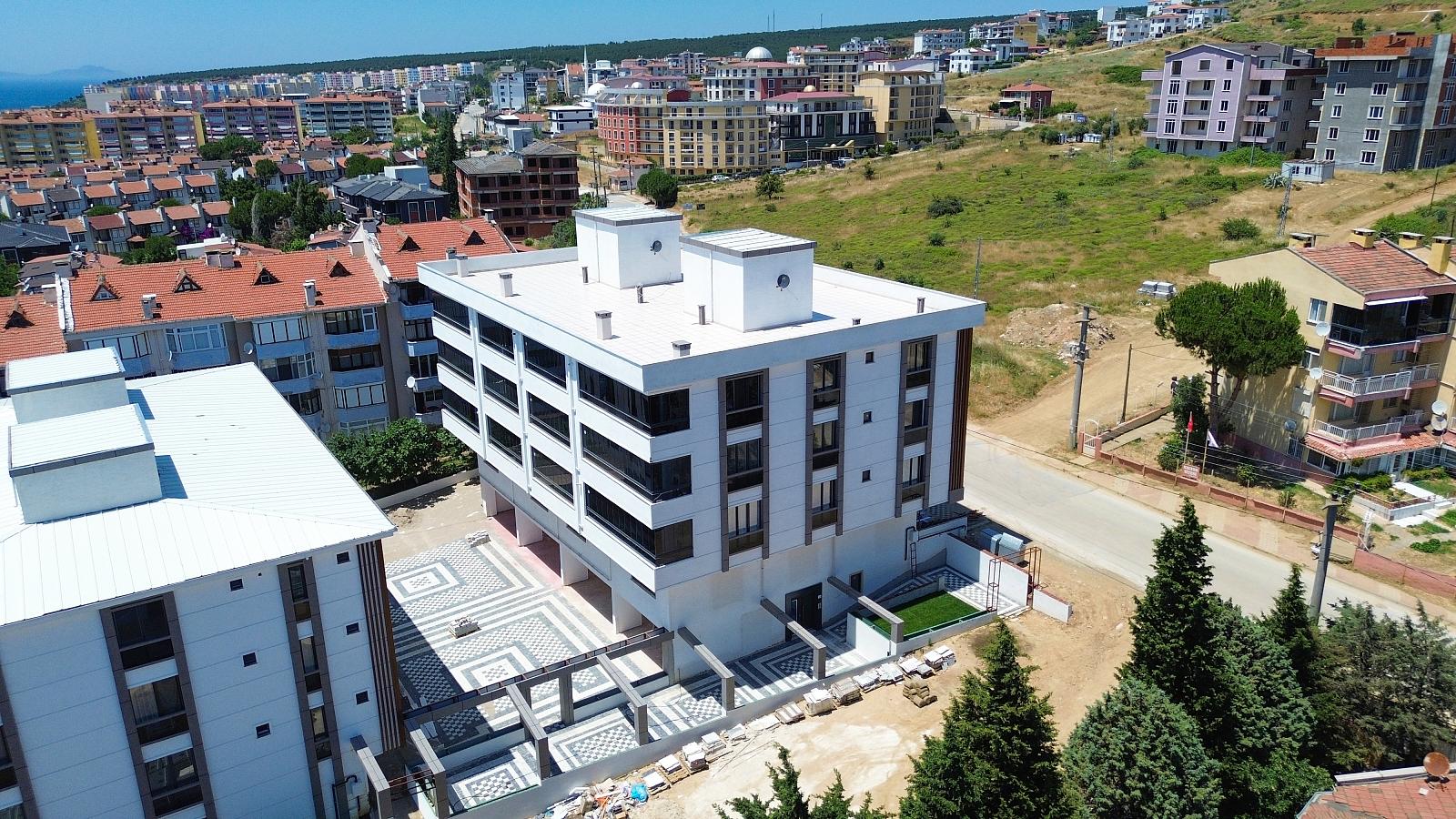 Apartments in Karşıyaka, Armutlu (YVX-00194) — photograph 3