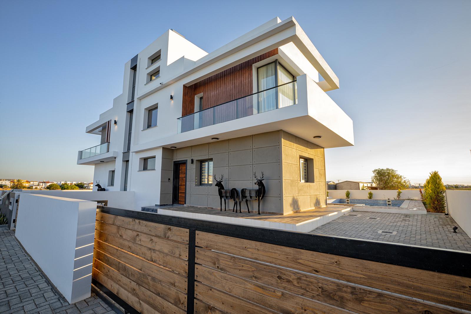 Apartments in Yeni Boğaziçi, Gazimağusa (ECN-00222) — photograph 3