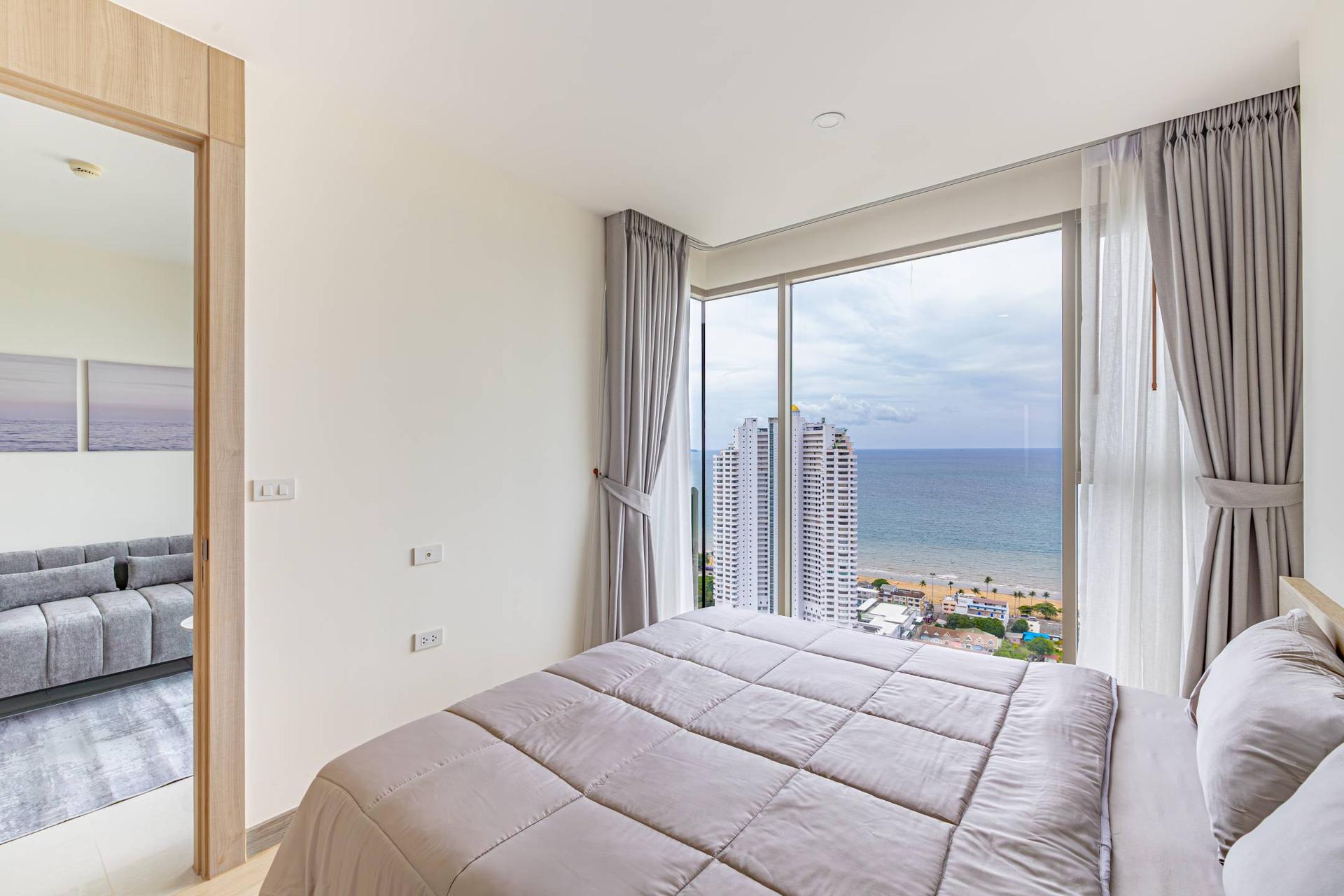 The Riviera Jomtien — photograph 2