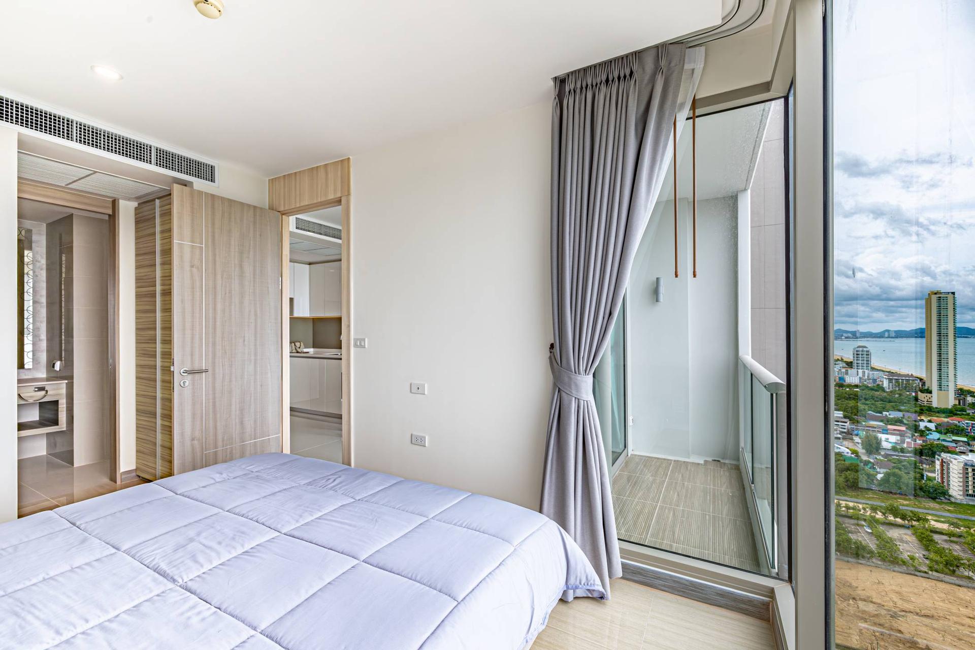 The Riviera Jomtien — photograph 3